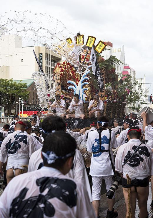 yamakasa1